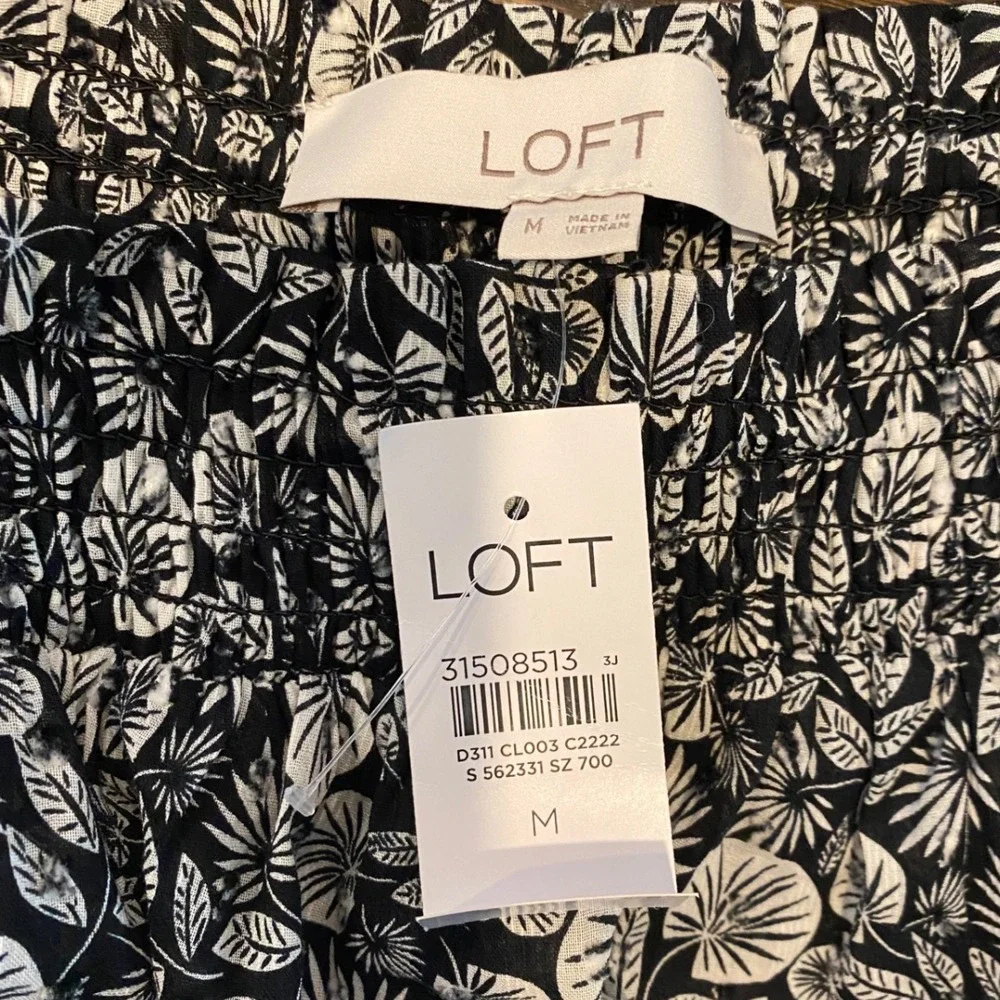 LOFT Black Floral Print Square Neck Smocked Puff Sleeve Top Blouse‎ - M